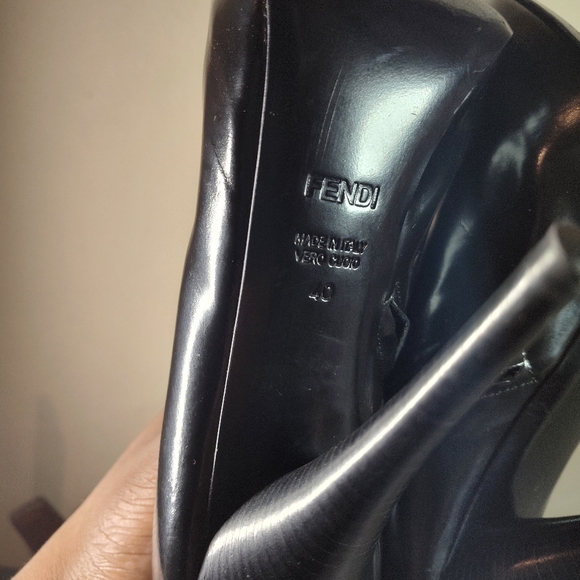 Fendi Solid Black Patent Leather Bootie Peep Toe Stiletto Heels Women's Sz 9 - Picture 6 of 9